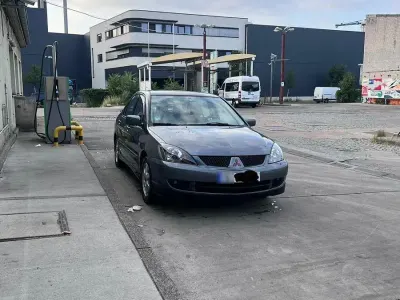 Gebraucht Mitsubishi Lancer Invite 98 PS (72 kW) 2006 Grau Kombi