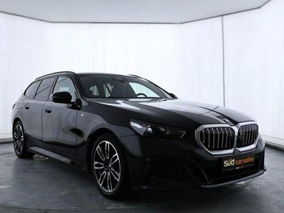 Gebraucht BMW 520 M Sport 197 PS (144 kW) 2025 Schwarz Kombi