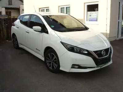 Gebraucht Nissan Leaf 110 kW (150 PS) 2019 Weiß Kleinwagen