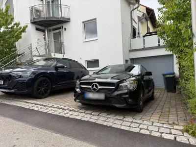 Gebraucht Mercedes CLA180 Shooting Brake 122 PS (89 kW) 2015 Schwarz Kombi