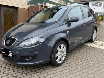Brugt Seat Altea Style 125 HK (91 kW) 2009 Grå MPV