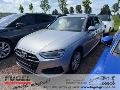 Gebraucht Audi A4 Advanced 136 PS (100 kW) 2020 Florettsilber metallic Kombi