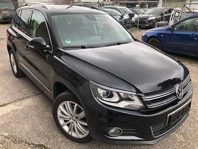 Schwarz Gebraucht 2012 VW Tiguan SUV | 14.600 €