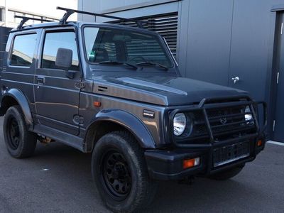 Suzuki Samurai