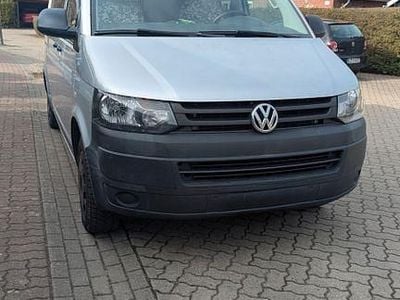 Gebraucht VW T5 114 PS (83 kW) 2015 Silber Van