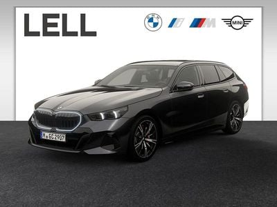 Neu BMW 540 M Sport 303 PS (222 kW) 2025 Grau Kombi