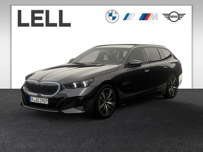 Grau Neu 2025 BMW 540 M Sport Kombi | 79.880 € (Fairer Preis)