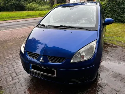 Gebraucht Mitsubishi Colt Motion 96 PS (70 kW) 2006 Blau Van / Kleinbus