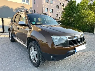 Używany Dacia Duster Prestige 105 KM (77 kW) 2011 Brązowy SUV