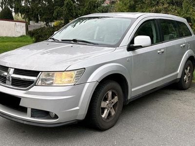 Gebraucht Dodge Journey SE 170 PS (125 kW) 2009 Grau SUV