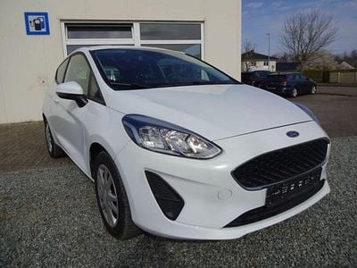 Gebraucht Ford Fiesta Cool & Connect 75 PS (55 kW) 2021 Weiß Kleinwagen