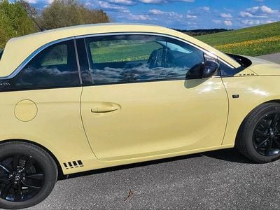 Begagnad Opel Adam Jam 69 HK (50 kW) 2015 Gul Halvkombi