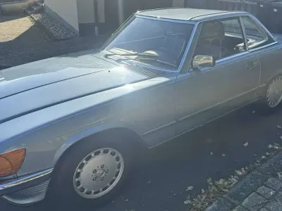 Gebraucht Mercedes SL300 188 PS (138 kW) 1985 Blau Cabrio