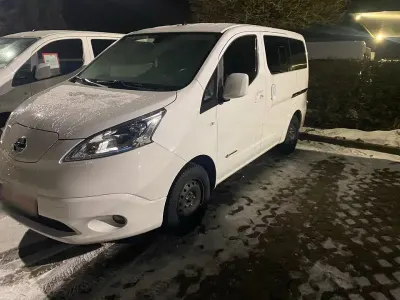 Second-hand Nissan e-NV200 80 kW (109 CP) 2020 Alb Monovolum