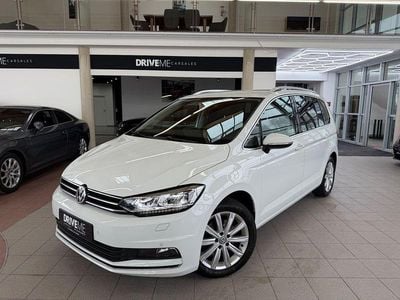 Weiß Gebraucht 2020 VW Touran Highline Van / Kleinbus | 23.499 € (Guter Preis)