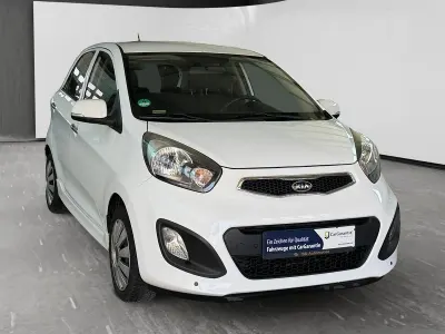 Używany Kia Picanto Spirit 86 KM (63 kW) 2012 Biały Hatchback