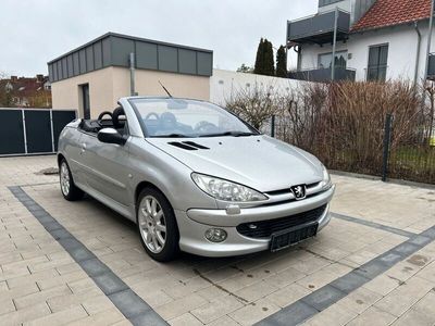 gebraucht Peugeot 206 CC 2.0 i Cabrio Platinum Leder Szh Navi