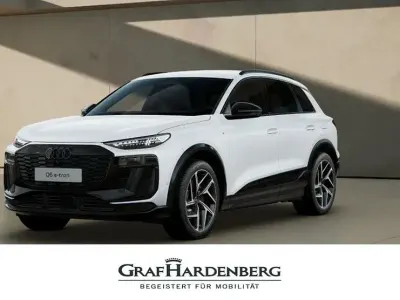 Neu Audi Q6 e-tron Performance 225 kW (306 PS) 2026 Weiß SUV