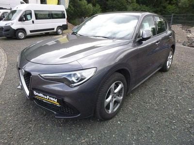 Gebraucht Alfa Romeo Stelvio Super 190 PS (139 kW) 2019 Grau SUV