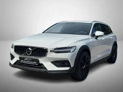 Gebraucht Volvo V60 CC 190 PS (139 kW) 2019 Weiß Kombi