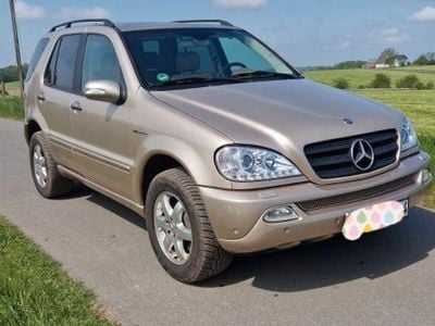 Mercedes ML400