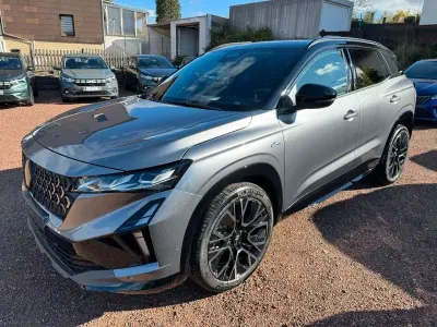 Neu Renault Austral Esprit Alpine 200 PS (147 kW) 2025 Dolomit grau + black pearl SUV
