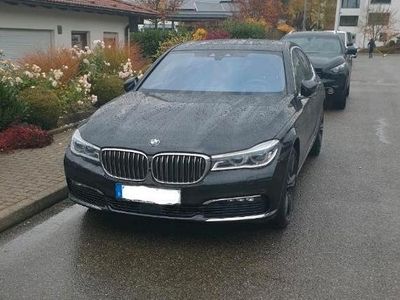 BMW 750