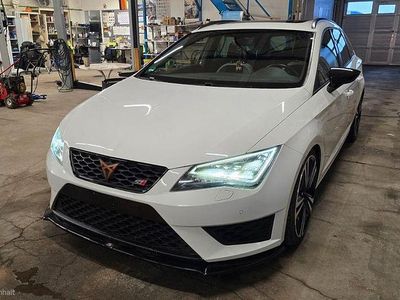 Weiß Gebraucht 2017 Seat Leon ST Cupra 290 Kombi | 16.999 € (Fairer Preis)
