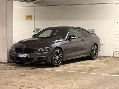 Grau Gebraucht 2017 BMW 440 M Sport Coupé | 22.900 €