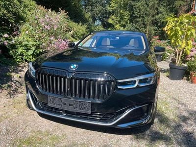 BMW 750