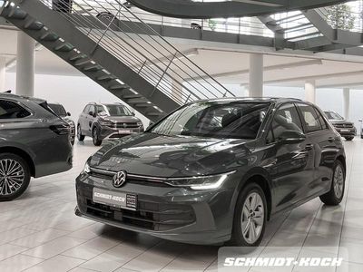 Delfingrau (grau) Gebraucht 2024 VW Golf VIII Life | 28.580 € (Fairer Preis)