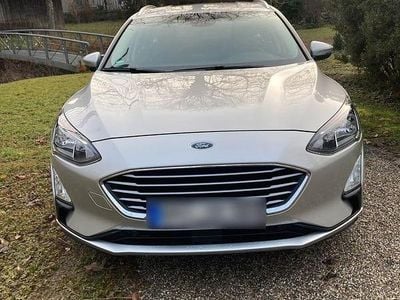 Gebraucht Ford Focus Trend 125 PS (91 kW) 2022 Silber Kombi