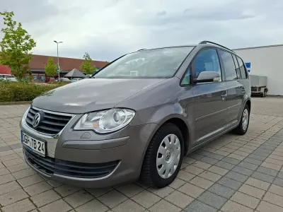Gebraucht VW Touran United 140 PS (102 kW) 2009 Grau Van / Kleinbus