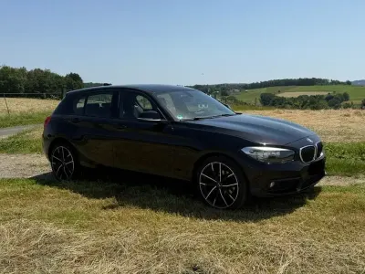 Gebraucht BMW 118 Advantage 136 PS (100 kW) 2017 Schwarz Kleinwagen