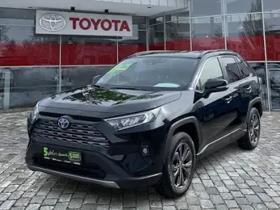 Gebraucht Toyota RAV4 Hybrid 194 PS (142 kW) 2025 Schwarz SUV