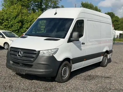 Gebraucht Mercedes Sprinter 143 PS (105 kW) 2018 Arktikweiss Van
