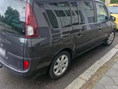 Gebraucht Renault Espace 172 PS (126 kW) 2011 Schwarz Van / Kleinbus