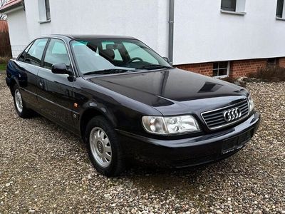 gebraucht Audi A6 C4, schwarz, V6-Motor, 150 PS, sehr schöner Zustand