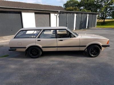 Second-hand Ford Taunus 75 CP (55 kW) 1982 Bej Break