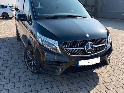 Gebraucht Mercedes V300 Avantgarde Edition 237 PS (174 kW) 2021 Schwarz Van / Kleinbus