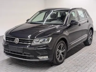 Gebraucht VW Tiguan Highline 150 PS (110 kW) 2017 Tiefschwarzmet. SUV