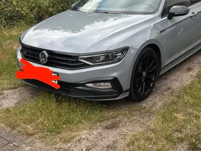 Gebraucht VW Passat R-line Edition 239 PS (175 kW) 2019 Grau Kombi