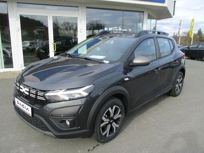 Gebraucht Dacia Sandero Expression 101 PS (74 kW) 2023 Kometengrau metallic Kleinwagen