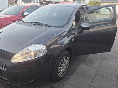 Gebraucht Fiat Punto Dynamic 77 PS (56 kW) 2009 Grau Kleinwagen