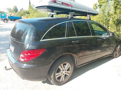 Mercedes R320