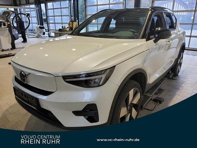 Gebraucht Volvo XC40 Core 169 kW (231 PS) 2023 Weiß crystal white / metallic SUV