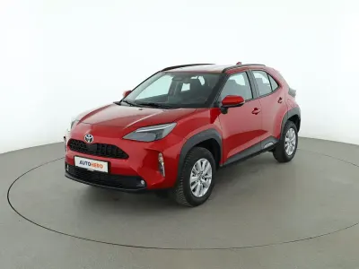 Gebraucht Toyota Yaris Cross Comfort 2025 Rot SUV
