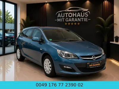 Gebraucht Opel Astra Edition 136 PS (100 kW) 2016 Blau Kombi