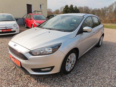 Używany Ford Focus Titanium 101 KM (74 kW) 2015 Srebrny Sedan/Limuzyna