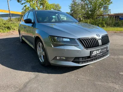 Gebraucht Skoda Superb SportLine 190 PS (139 kW) 2017 Grau Kombi